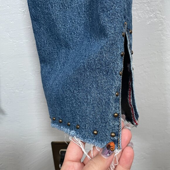 Torrid Women Plus Size 22R Straight Classic Denim High-Rise Studded Jean - Picture 3 of 10
